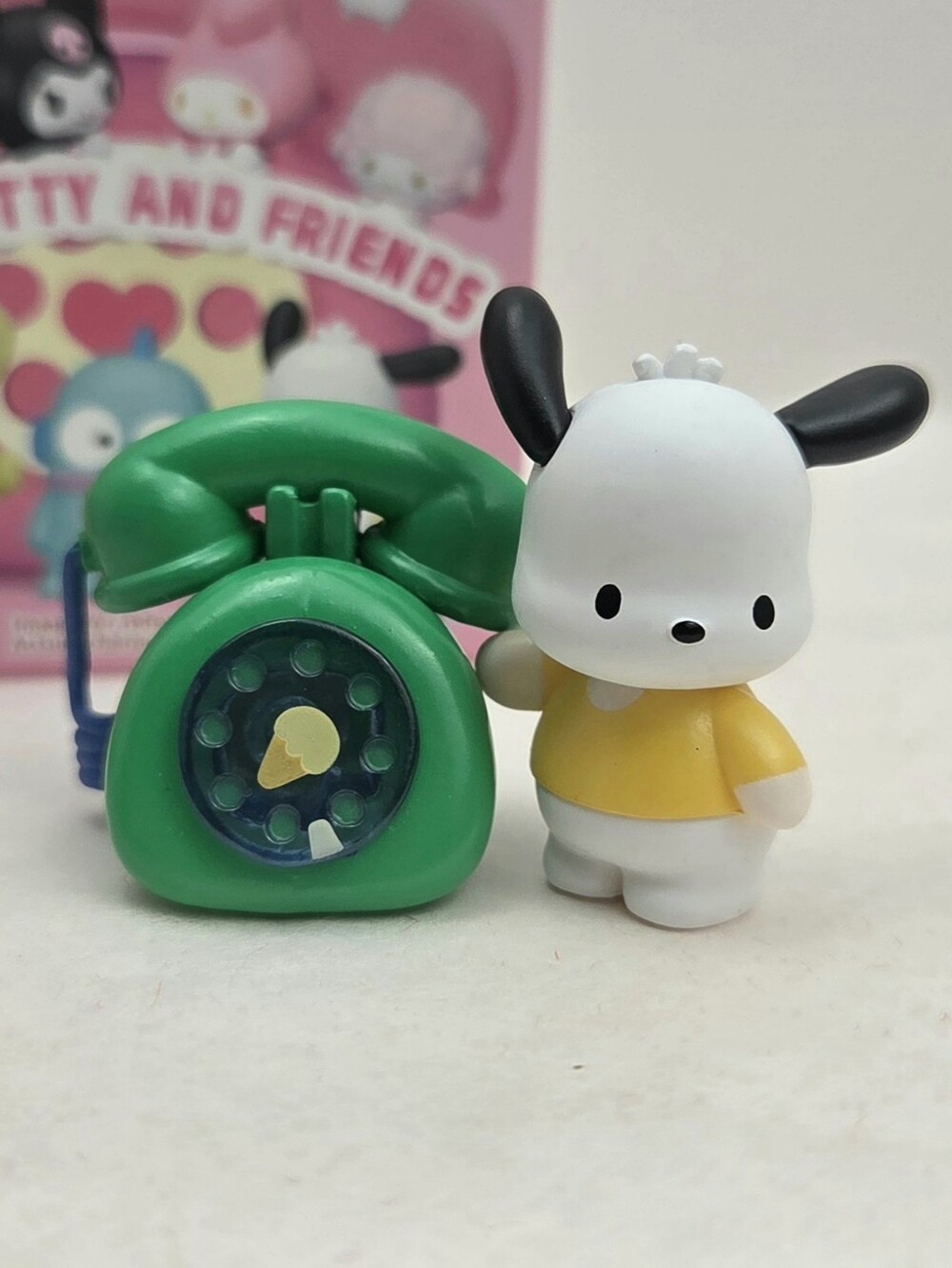 Moetch Sanrio Love Calling Series Pochacco Blind Box Figure